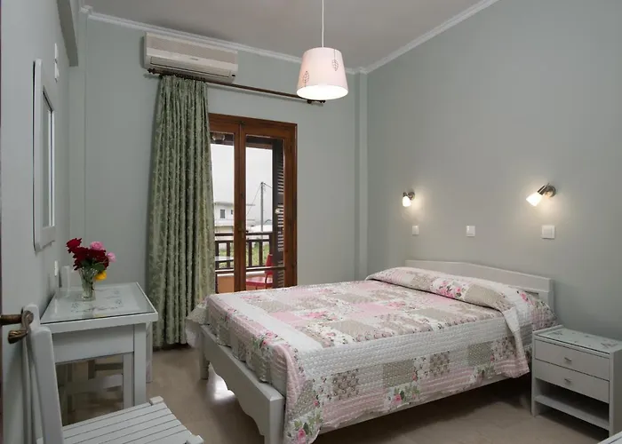 Hotel de apartamente Eleni Roda (Corfu)